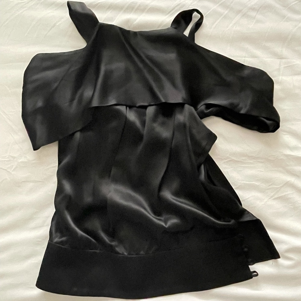 BCBG Black Off The Shoulder Blouse XXS